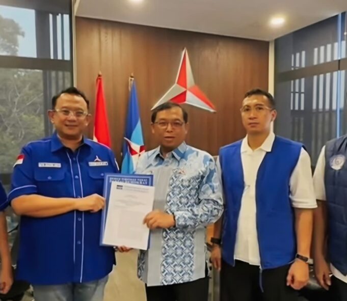 Terpilih Secara Aklamasi, SK Anton Sukartono Suratto Sebagai Ketua DPD Partai Demokrat Periode 2026-2031 Resmi Terbit