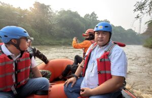Gerak Cepat Tindaklanjuti Aduan Masyarakat Terkait Dugaan Pencemaran Sungai Cileungsi, Bupati Bogor Rudy Susmanto Melakukan Penyisiran Langsung Bersama TNI dan Polri